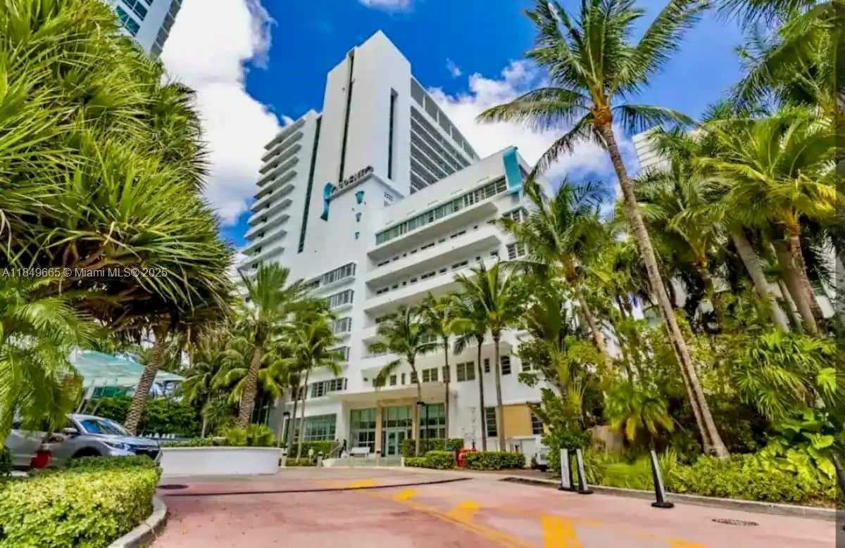 Small Image of 4391 COLLINS AVE #918, Miami Beach Number 7