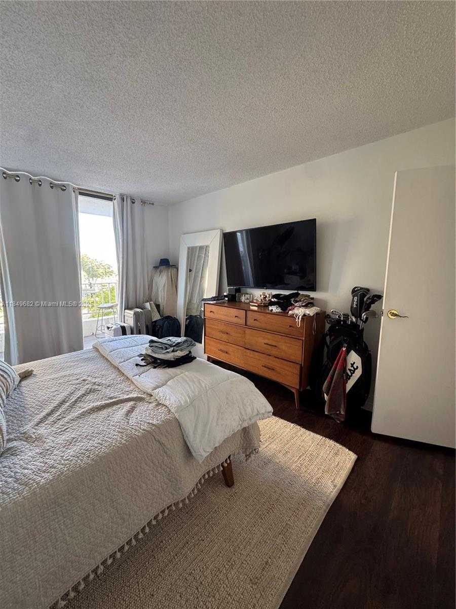 Small Image of 200 SOUTH EAST 15TH RD #4E, Miami Number 11