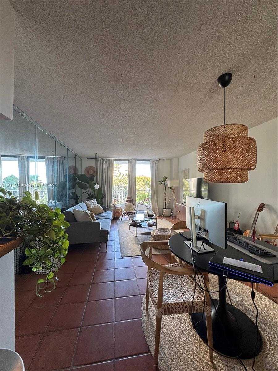 Small Image of 200 SOUTH EAST 15TH RD #4E, Miami Number 18