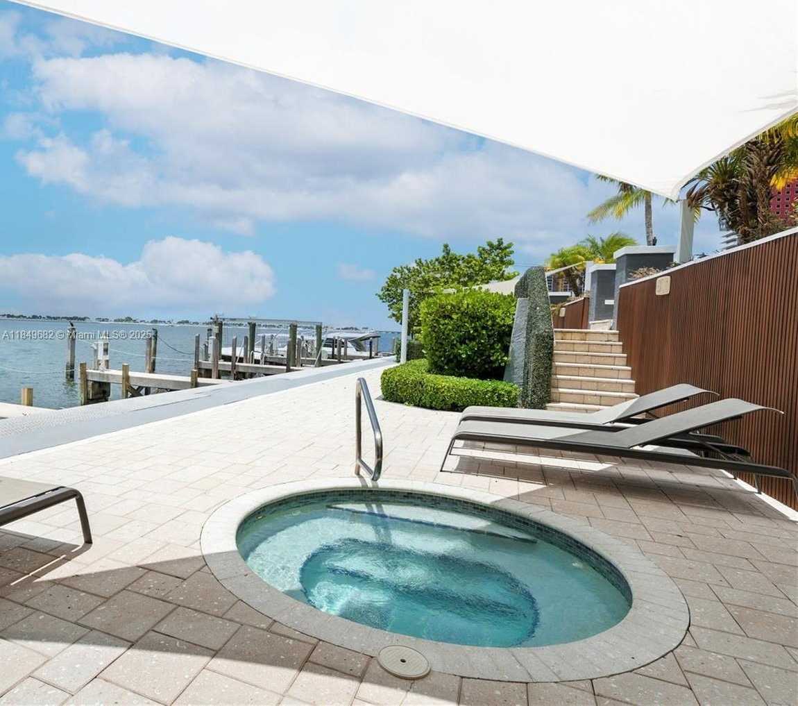 Small Image of 200 SOUTH EAST 15TH RD #4E, Miami Number 5