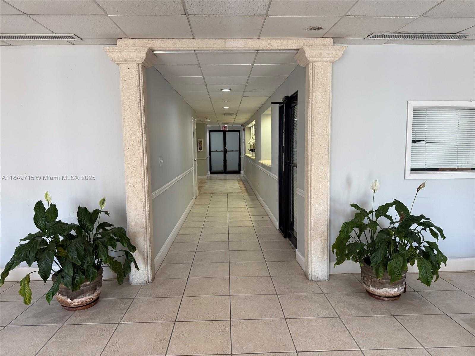 Small Image of 2016 BAY DR #202, Miami Beach Number 21