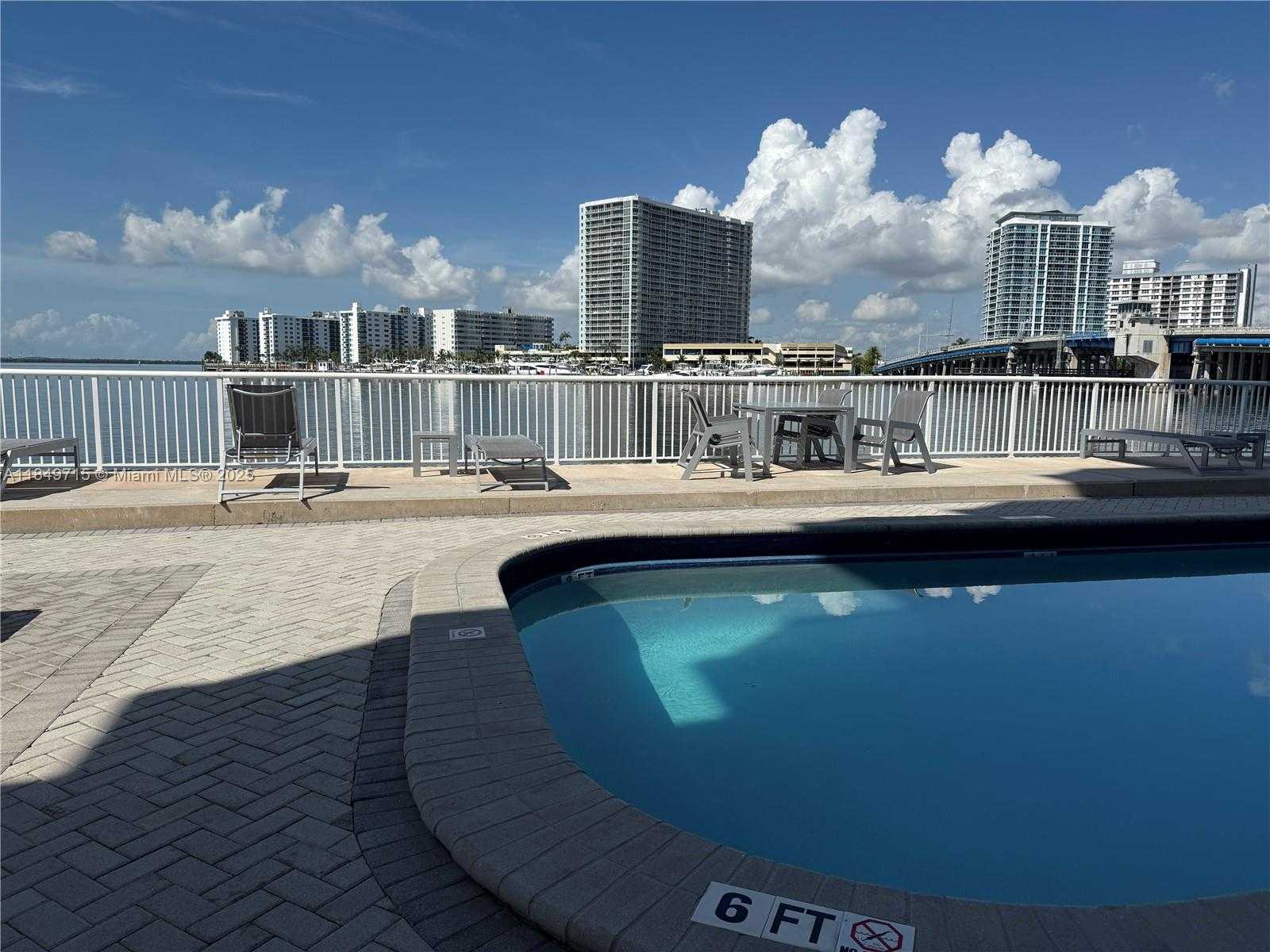 Small Image of 2016 BAY DR #202, Miami Beach Number 27