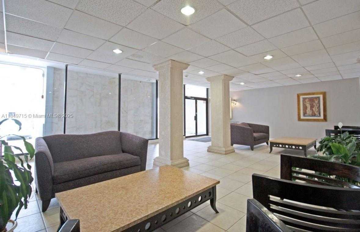 Small Image of 2016 BAY DR #202, Miami Beach Number 5