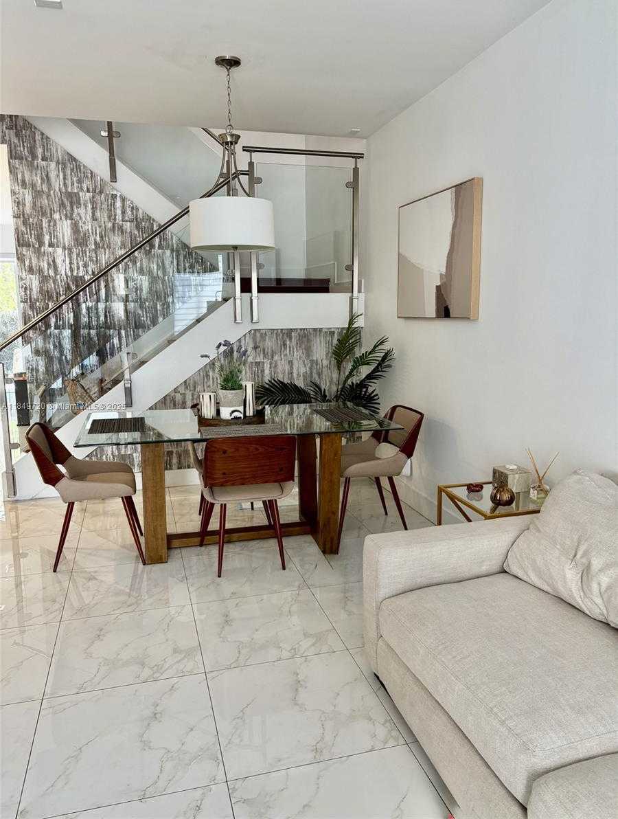 Small Image of 10225 NORTH WEST 72ND TER, Doral Number 9