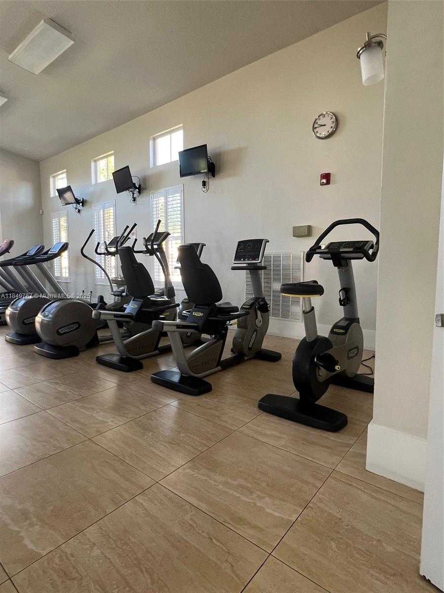 Small Image of 12724 SOUTH WEST 133RD ST, Miami Number 30