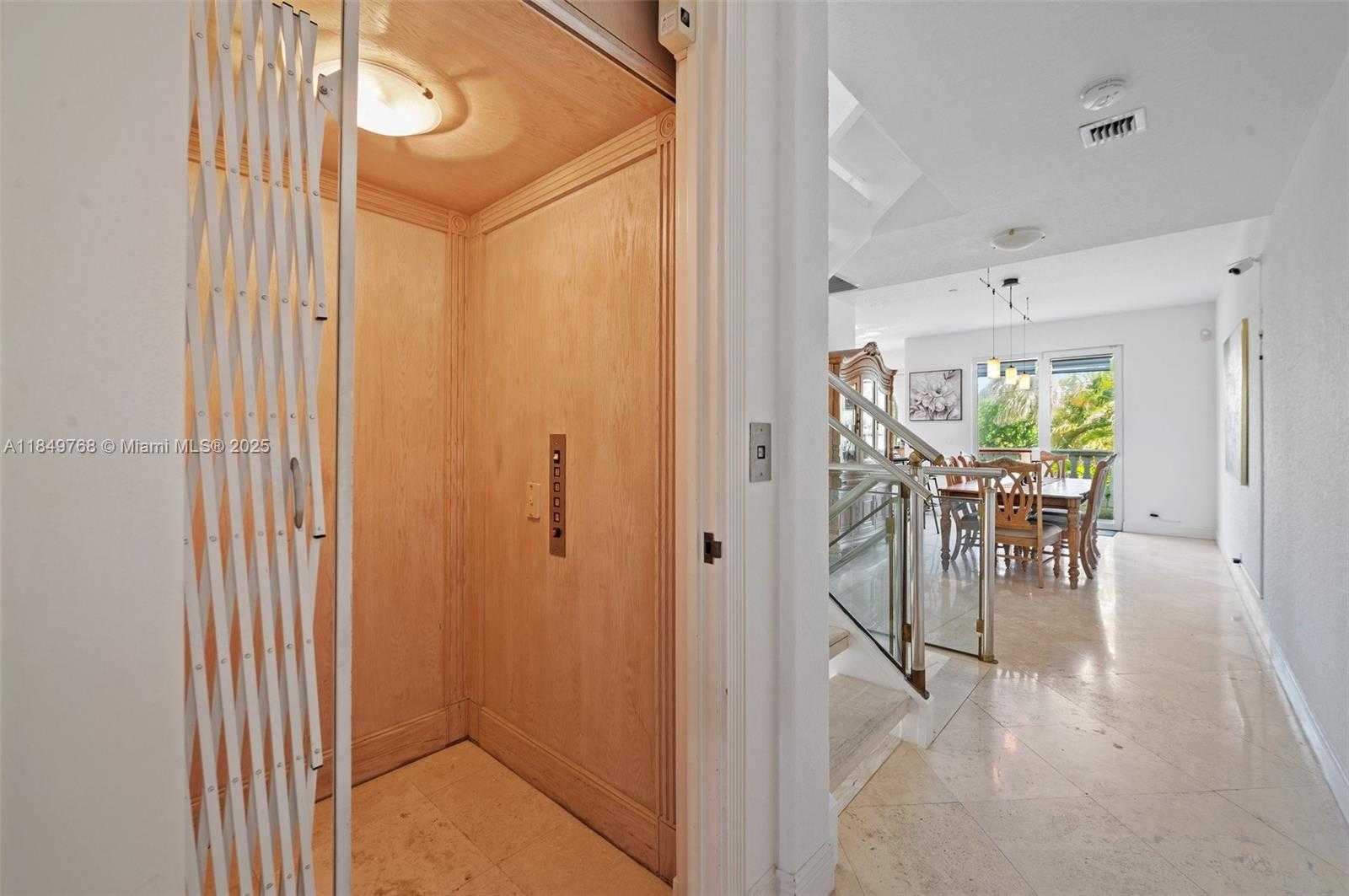 Small Image of 1784 BAY DR #1784, Pompano Beach Number 15