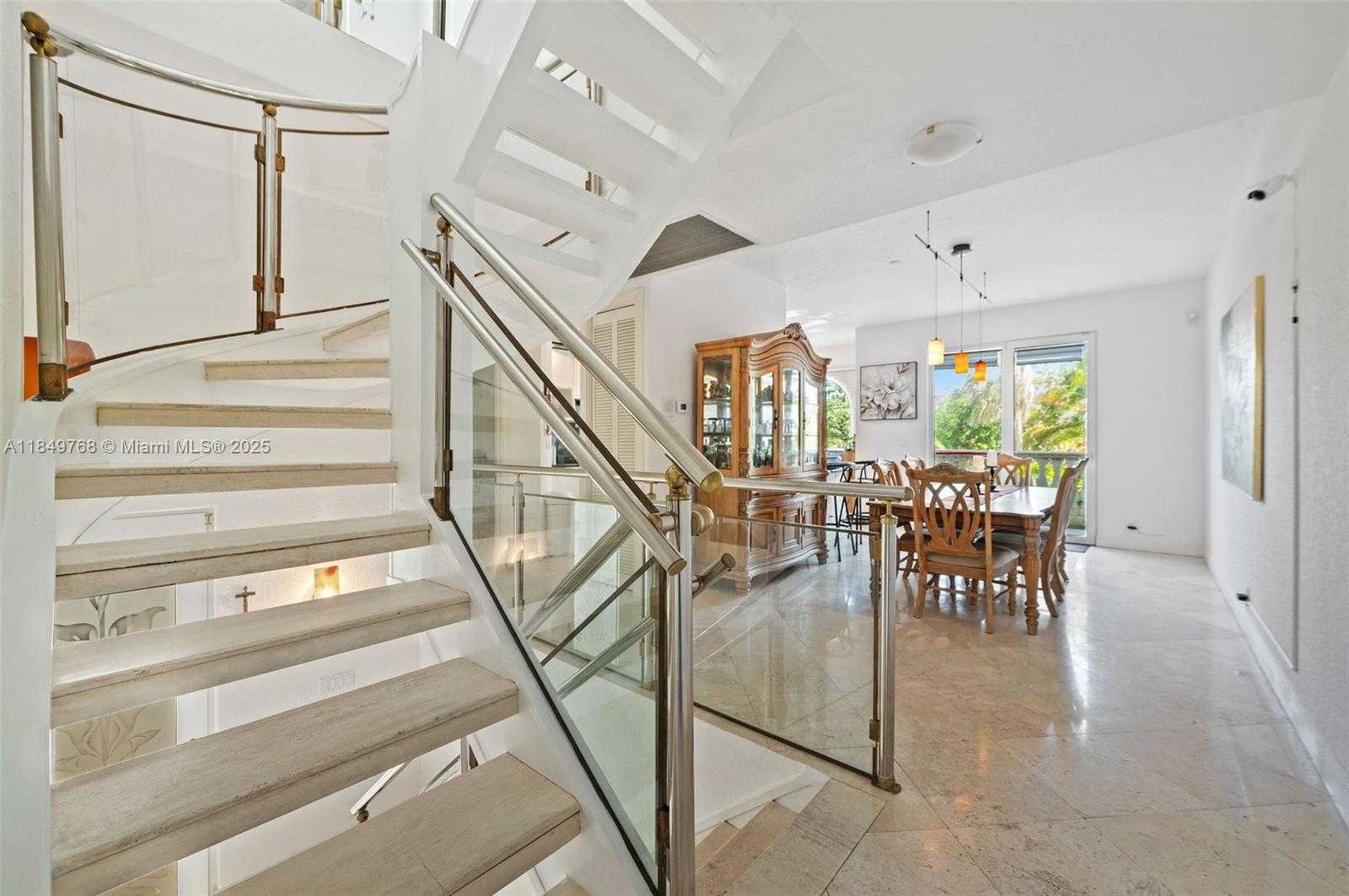 Small Image of 1784 BAY DR #1784, Pompano Beach Number 16