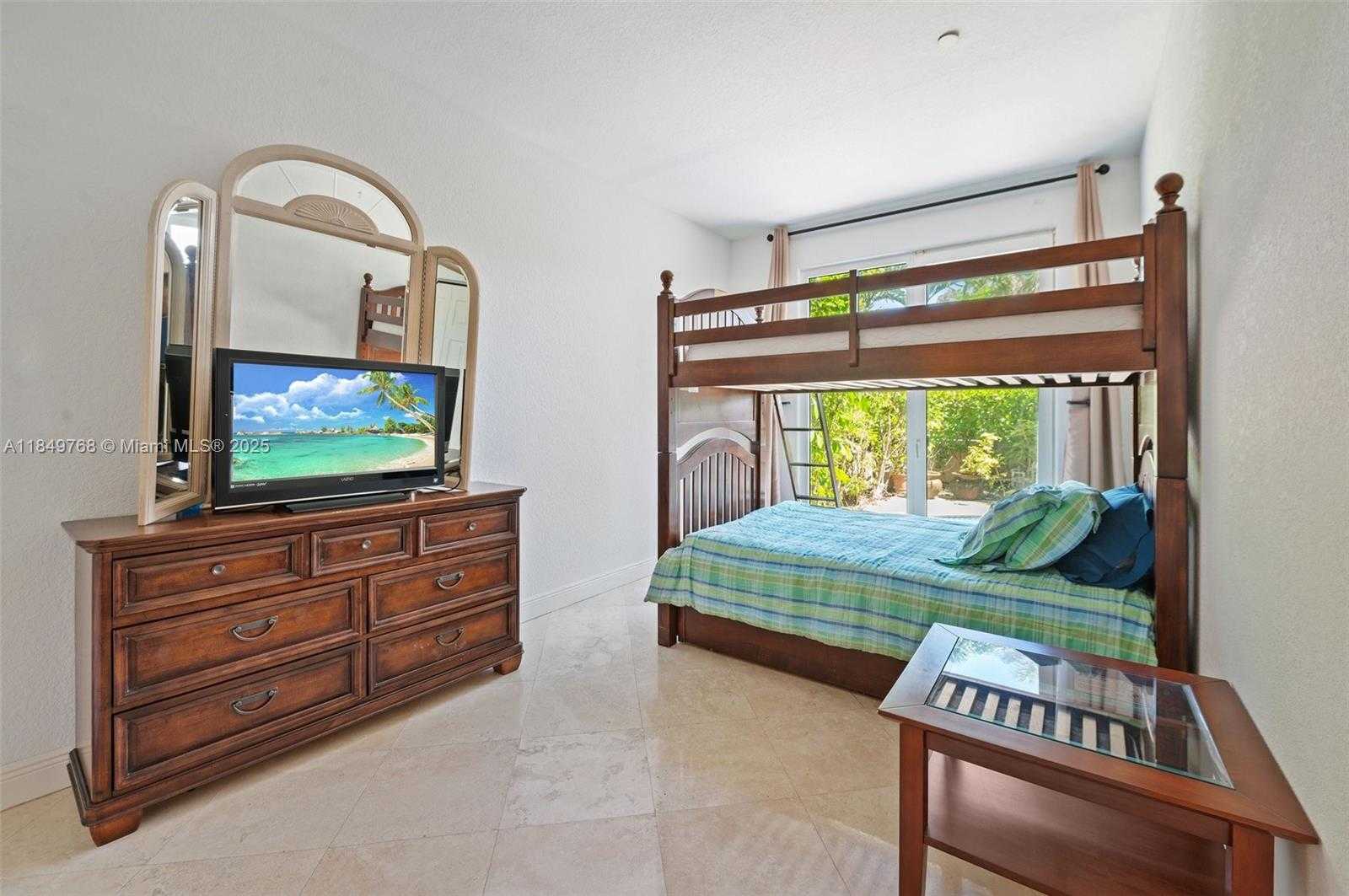 Small Image of 1784 BAY DR #1784, Pompano Beach Number 17