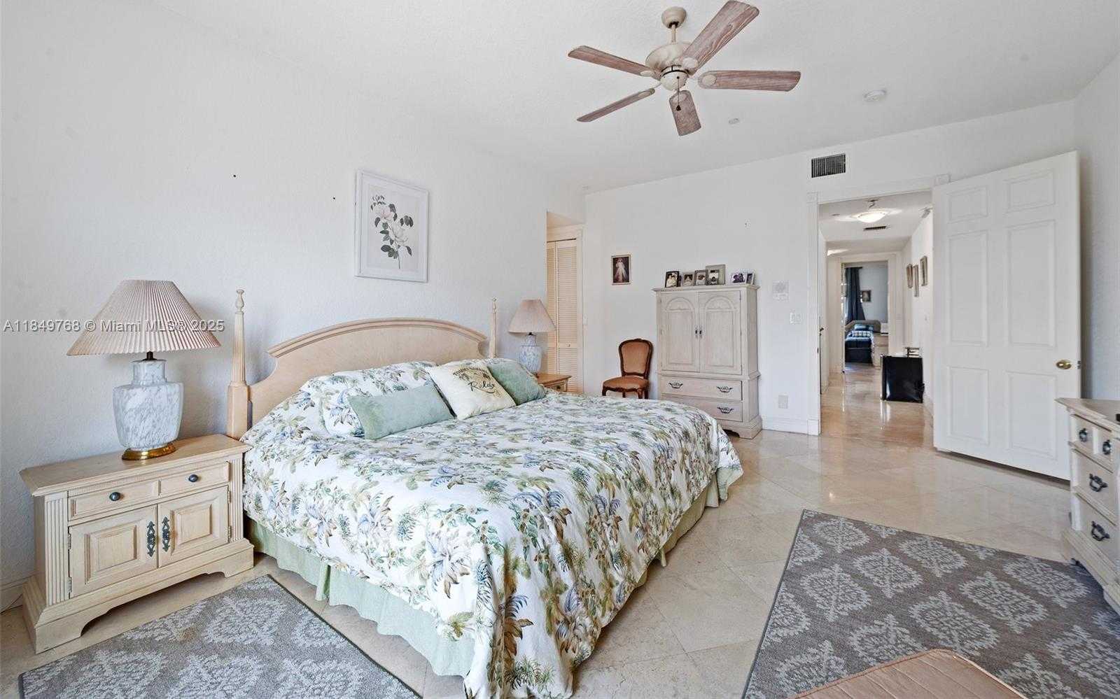 Small Image of 1784 BAY DR #1784, Pompano Beach Number 21