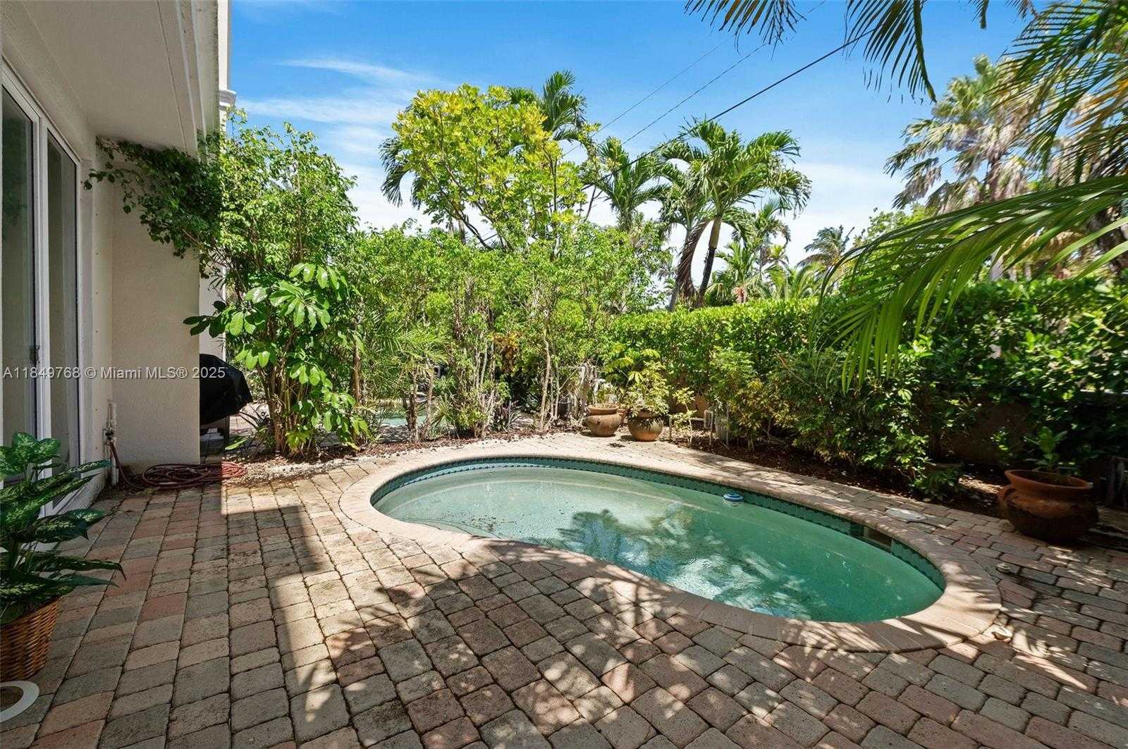 Small Image of 1784 BAY DR #1784, Pompano Beach Number 32