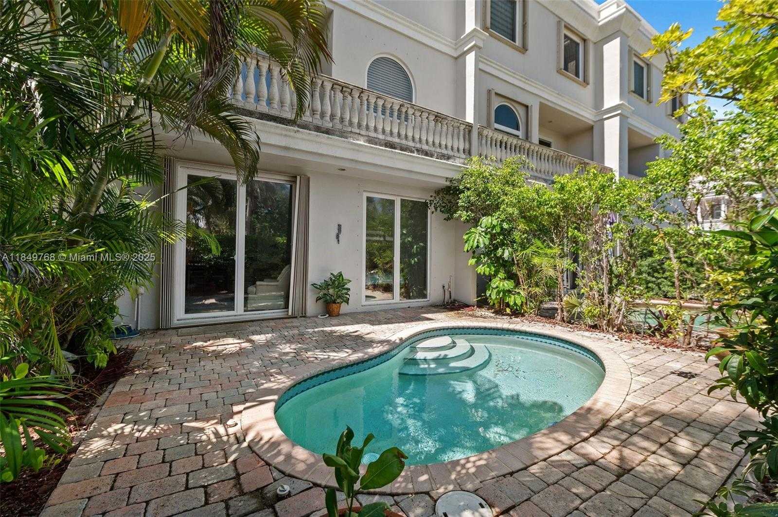 Small Image of 1784 BAY DR #1784, Pompano Beach Number 33