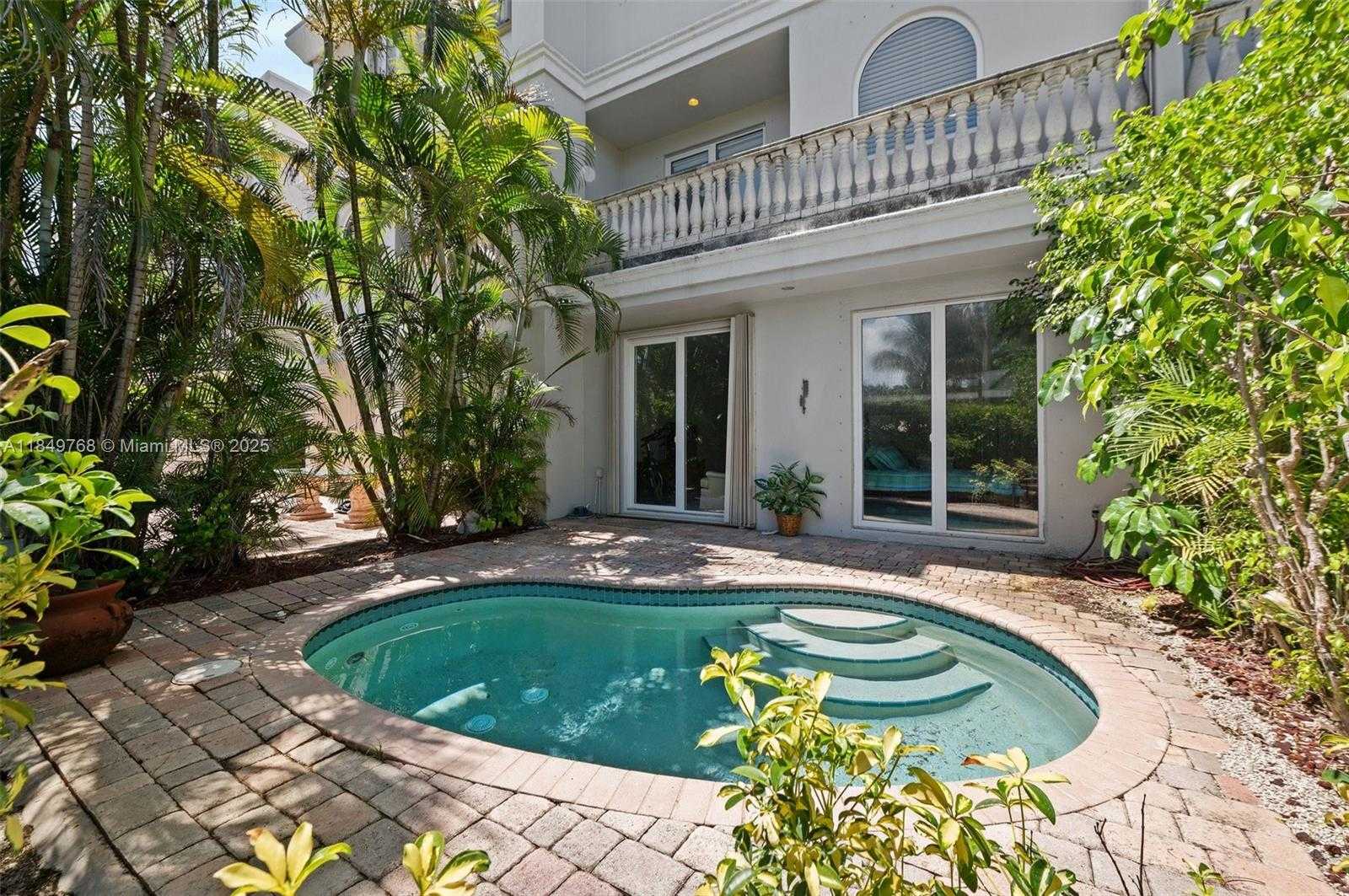Small Image of 1784 BAY DR #1784, Pompano Beach Number 34