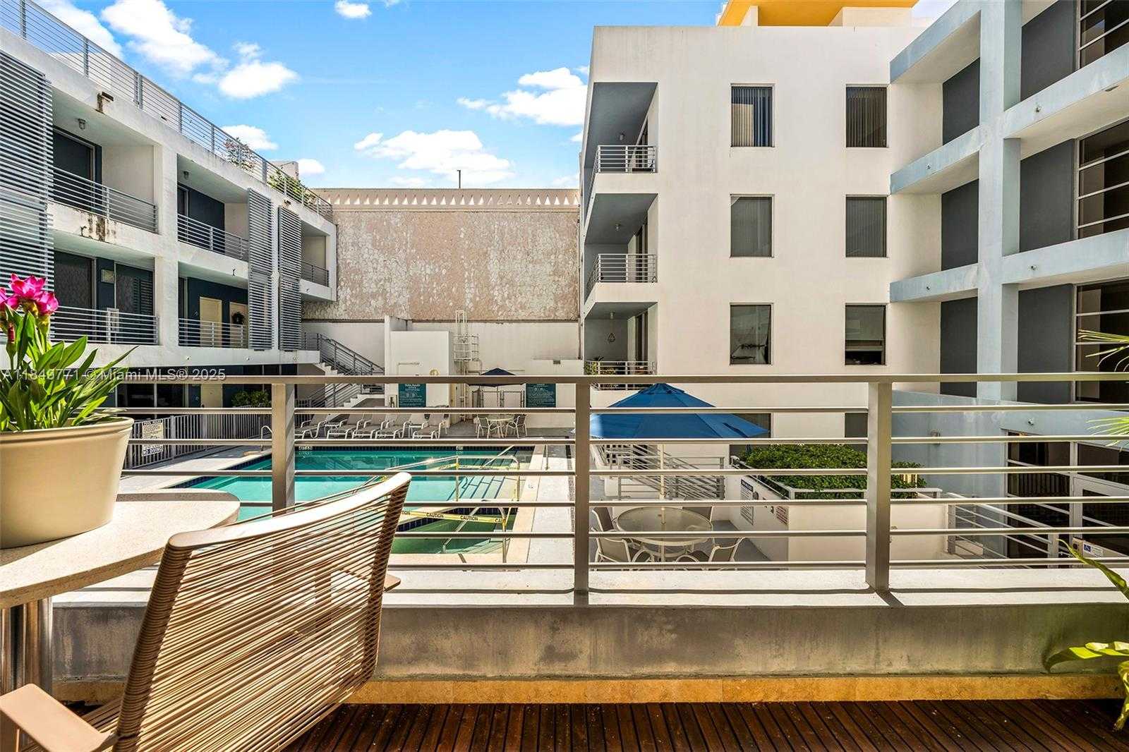 Small Image of 3339 VIRGINIA ST #306, Miami Number 17