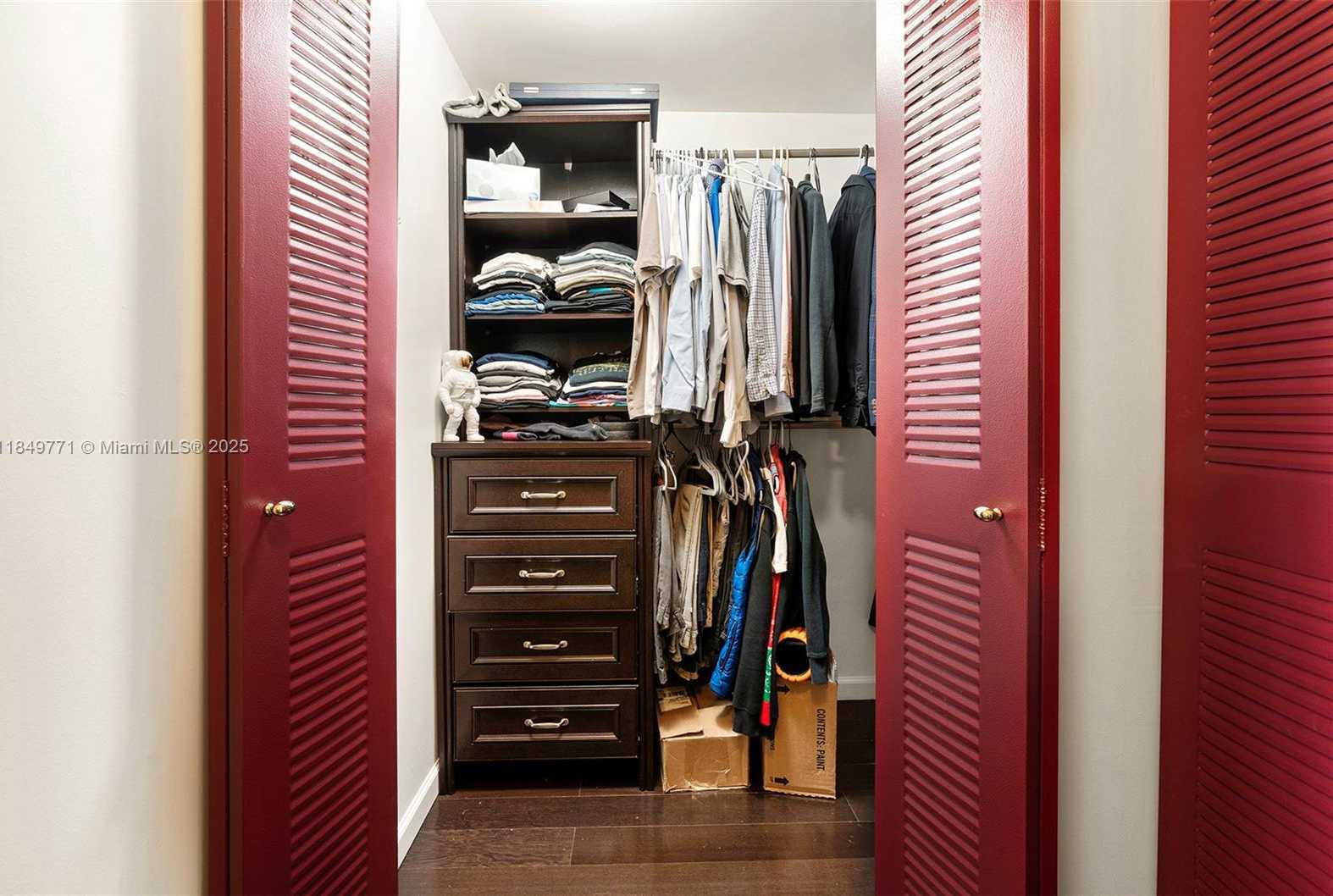Small Image of 3339 VIRGINIA ST #306, Miami Number 21