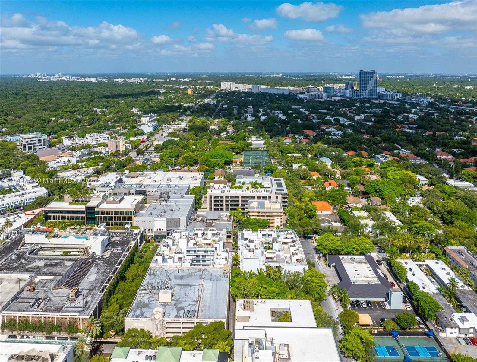 Small Image of 3339 VIRGINIA ST #306, Miami Number 32