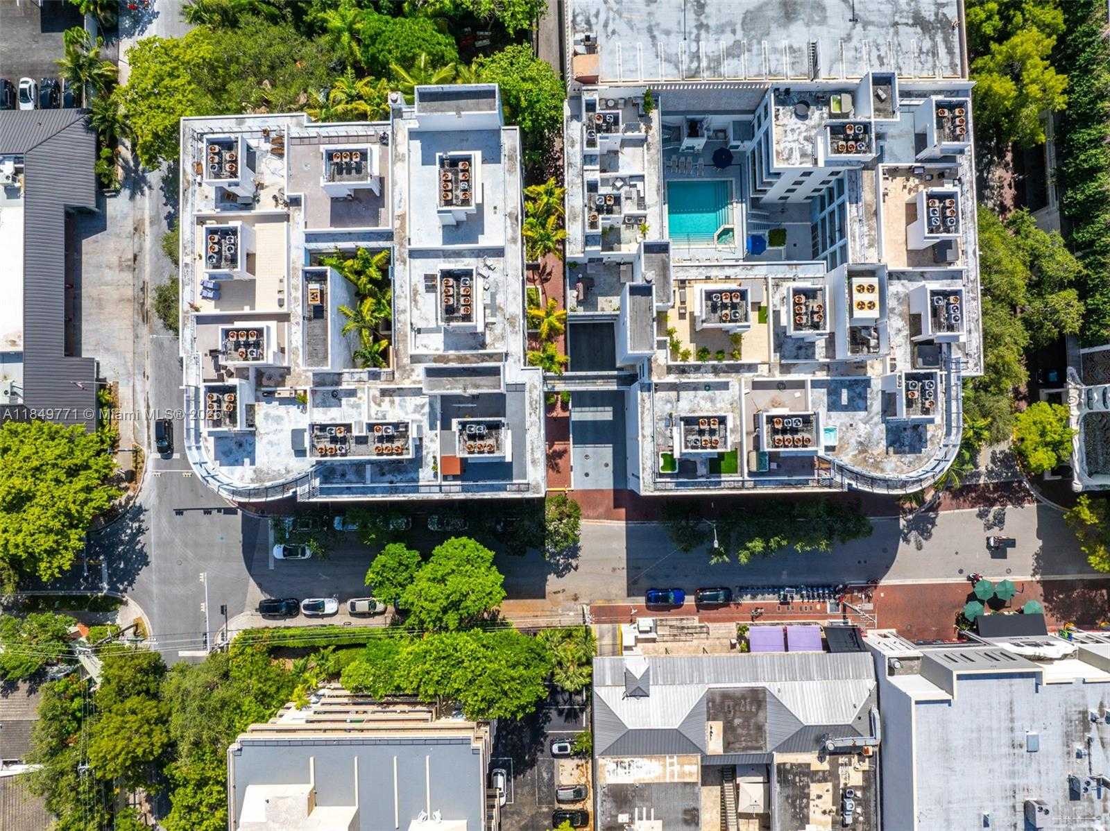 Small Image of 3339 VIRGINIA ST #306, Miami Number 41