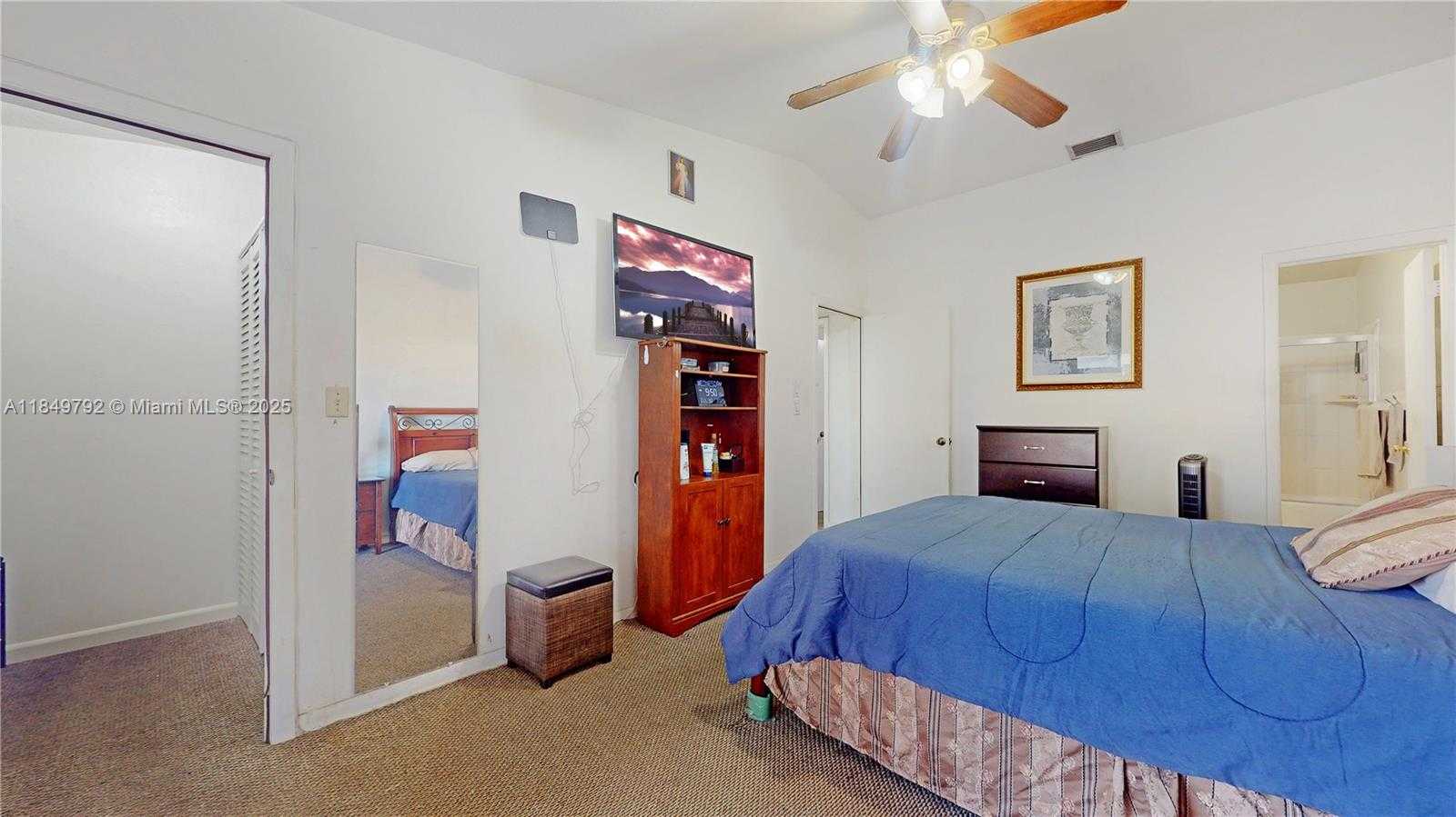 Small Image of 11210 SOUTH WEST 123RD AVE, Miami Number 14