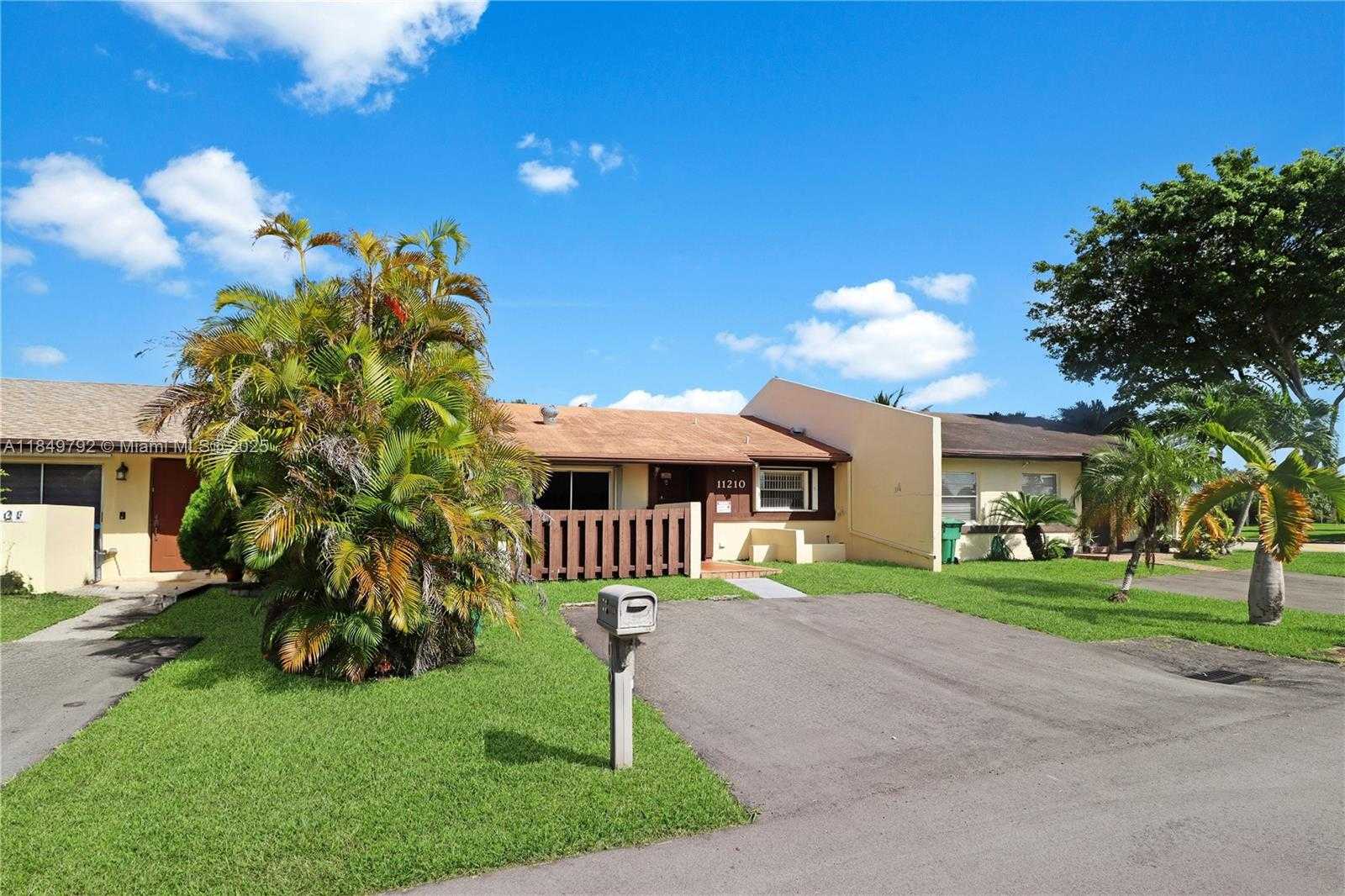 Small Image of 11210 SOUTH WEST 123RD AVE, Miami Number 20