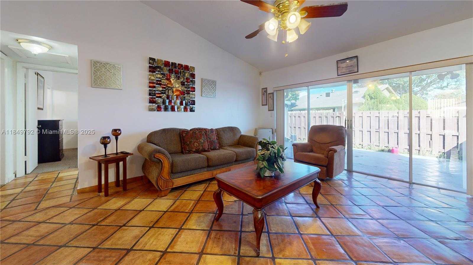 Small Image of 11210 SOUTH WEST 123RD AVE, Miami Number 8