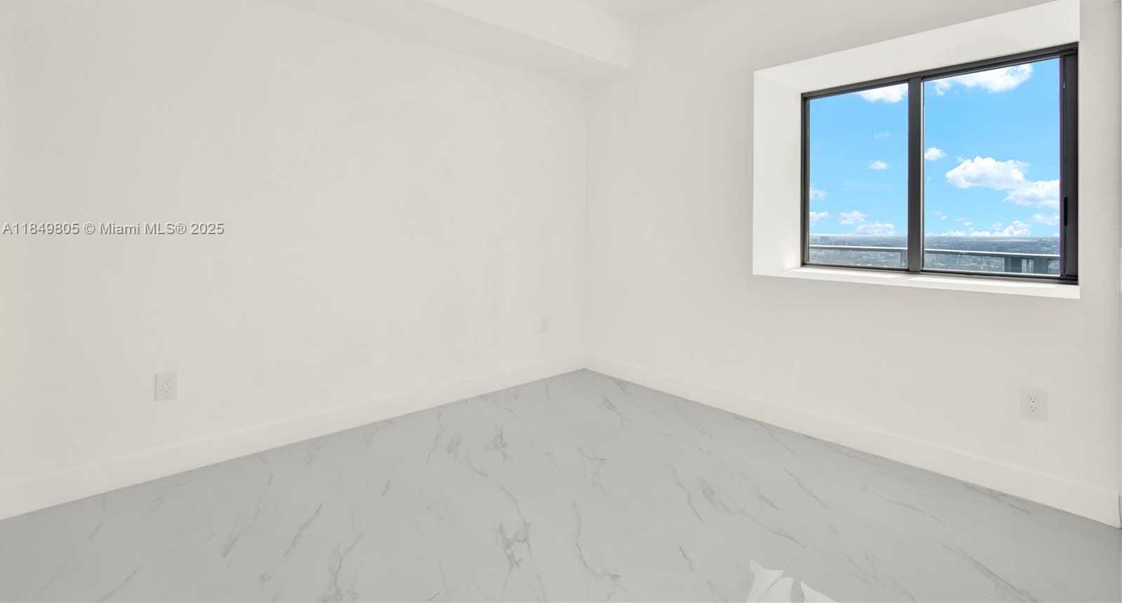 Small Image of 725 NORTH EAST 24 STREET #3803, Miami Number 30