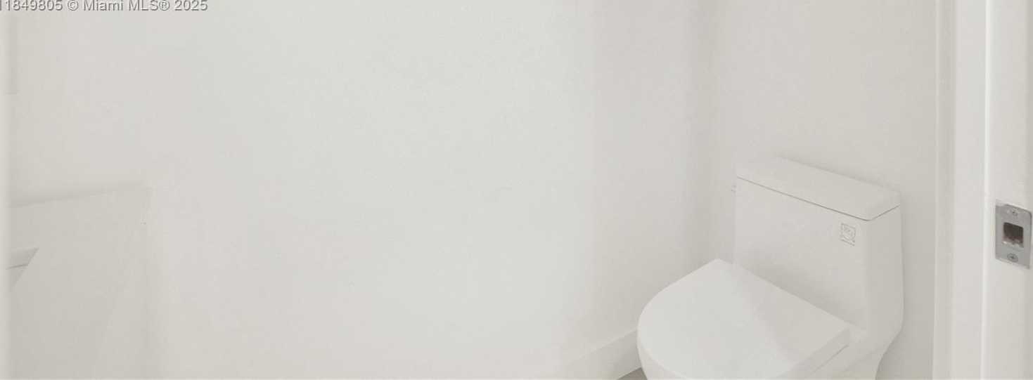Small Image of 725 NORTH EAST 24 STREET #3803, Miami Number 41