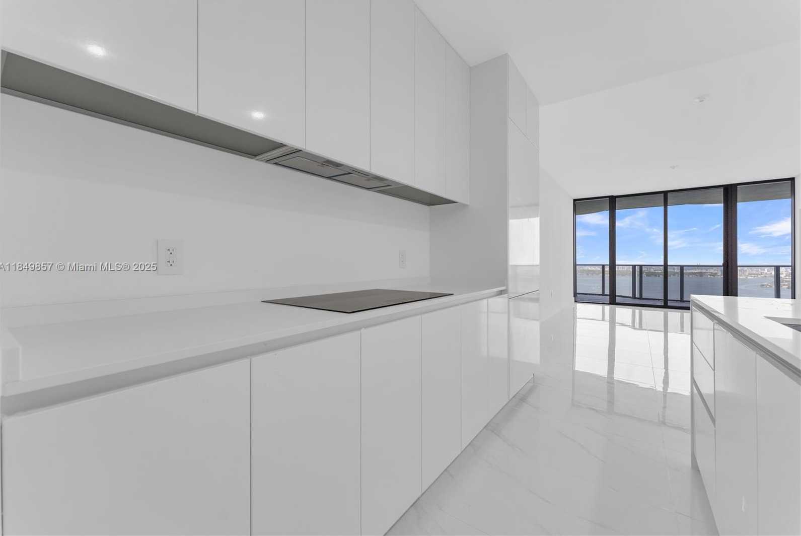 Small Image of 700 NORTH EAST 24TH ST #4402, Miami Number 11