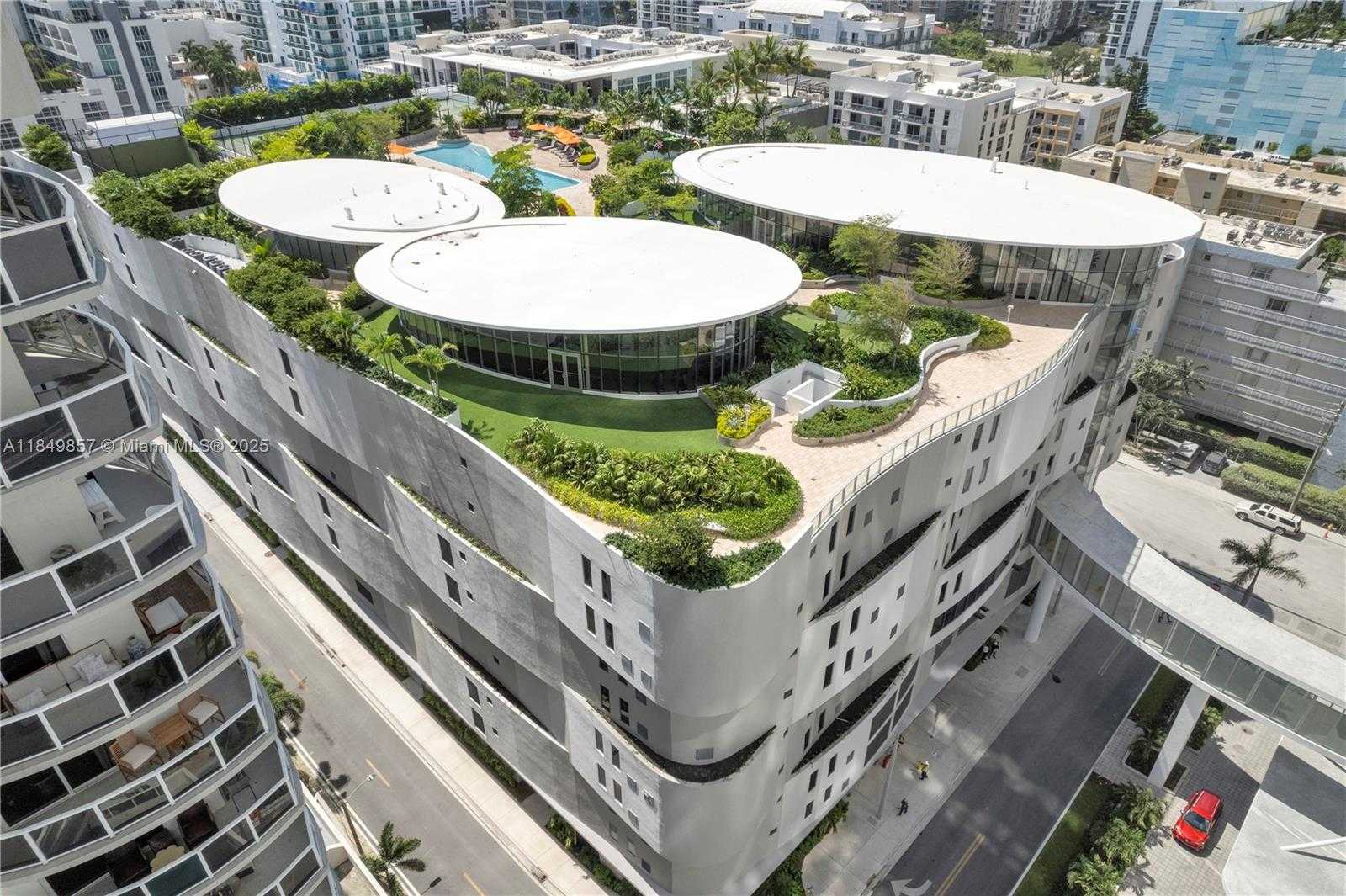 Small Image of 700 NORTH EAST 24TH ST #4402, Miami Number 40