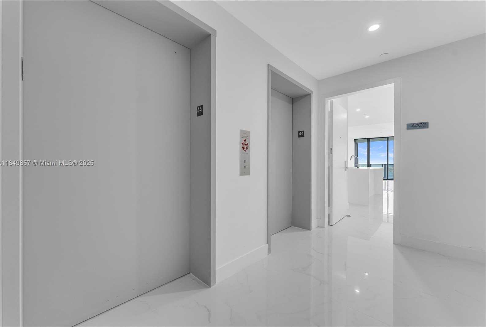 Small Image of 700 NORTH EAST 24TH ST #4402, Miami Number 5