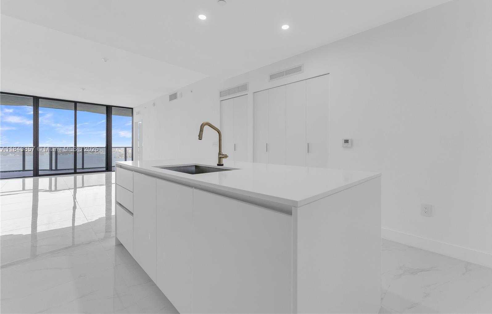 Small Image of 700 NORTH EAST 24TH ST #4402, Miami Number 9