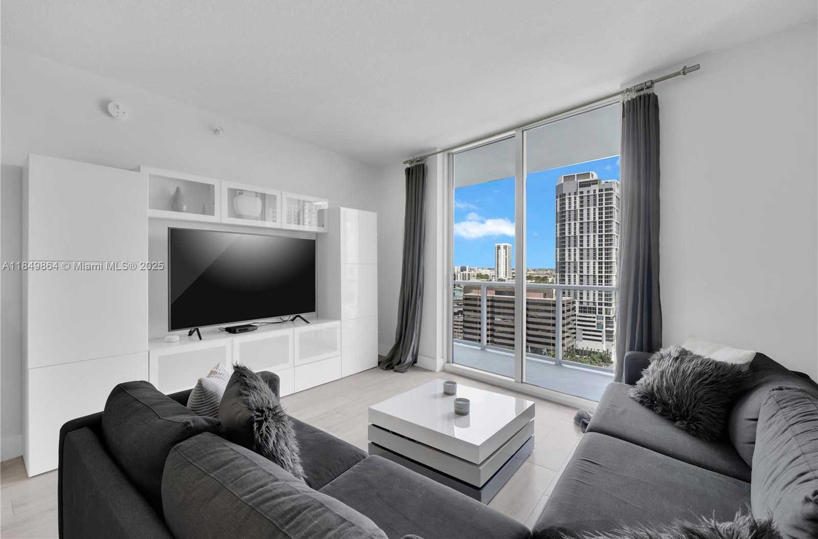 Small Image of 185 SOUTH WEST 7TH ST #1901, Miami Number 12