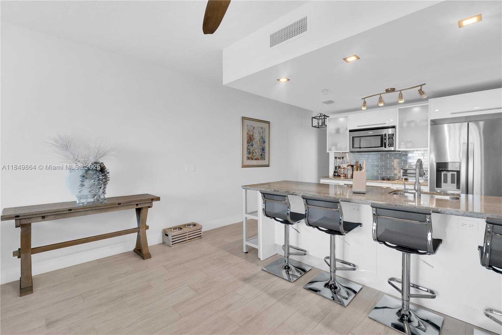 Small Image of 185 SOUTH WEST 7TH ST #1901, Miami Number 9