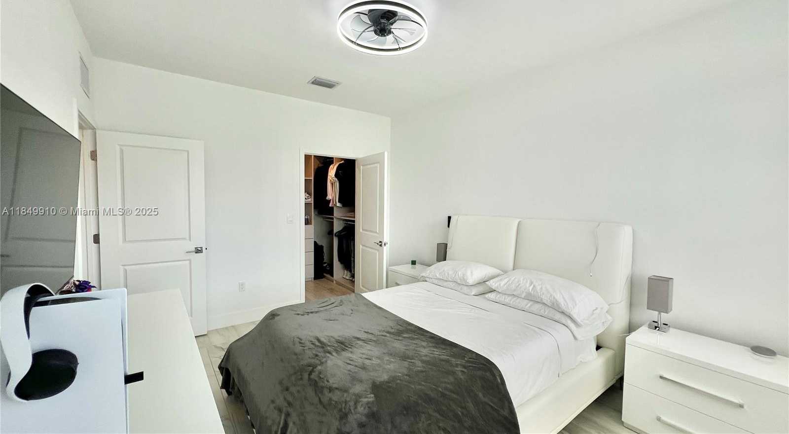 Small Image of 181 SOUTH WEST 170TH AVE, Pembroke Pines Number 28
