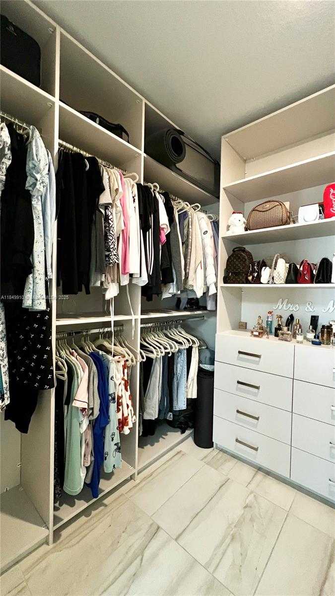 Small Image of 181 SOUTH WEST 170TH AVE, Pembroke Pines Number 46