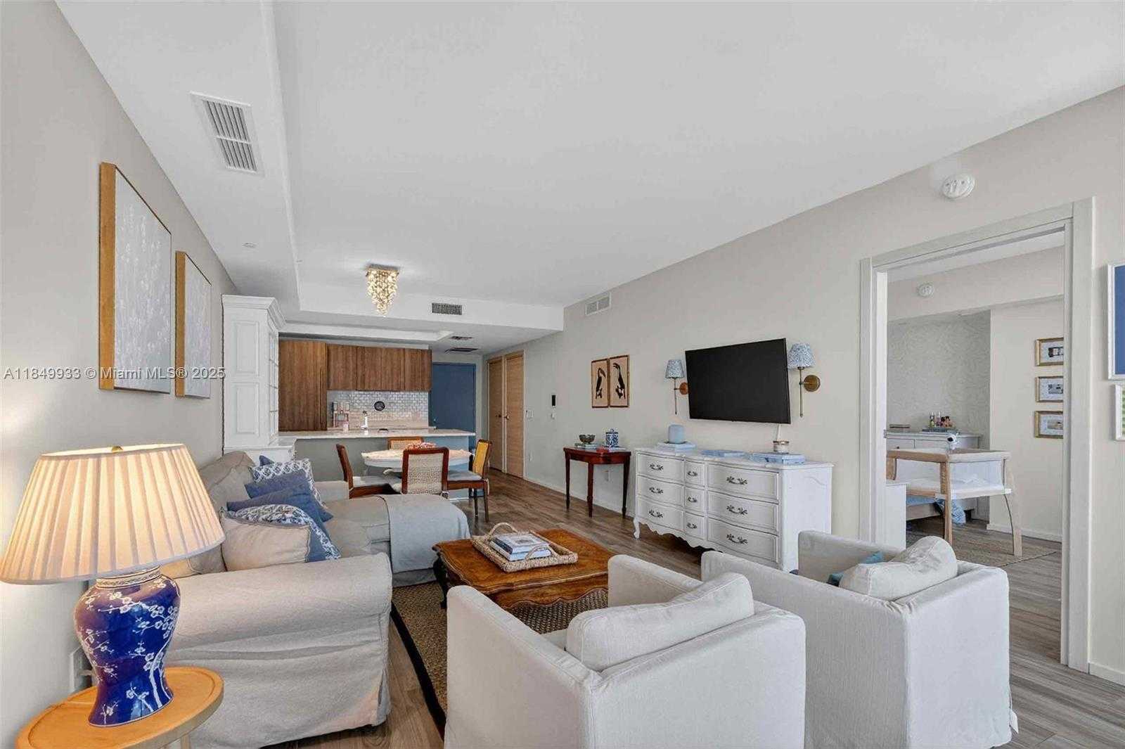Small Image of 801 SOUTH MIAMI AVE #2802, Miami Number 3