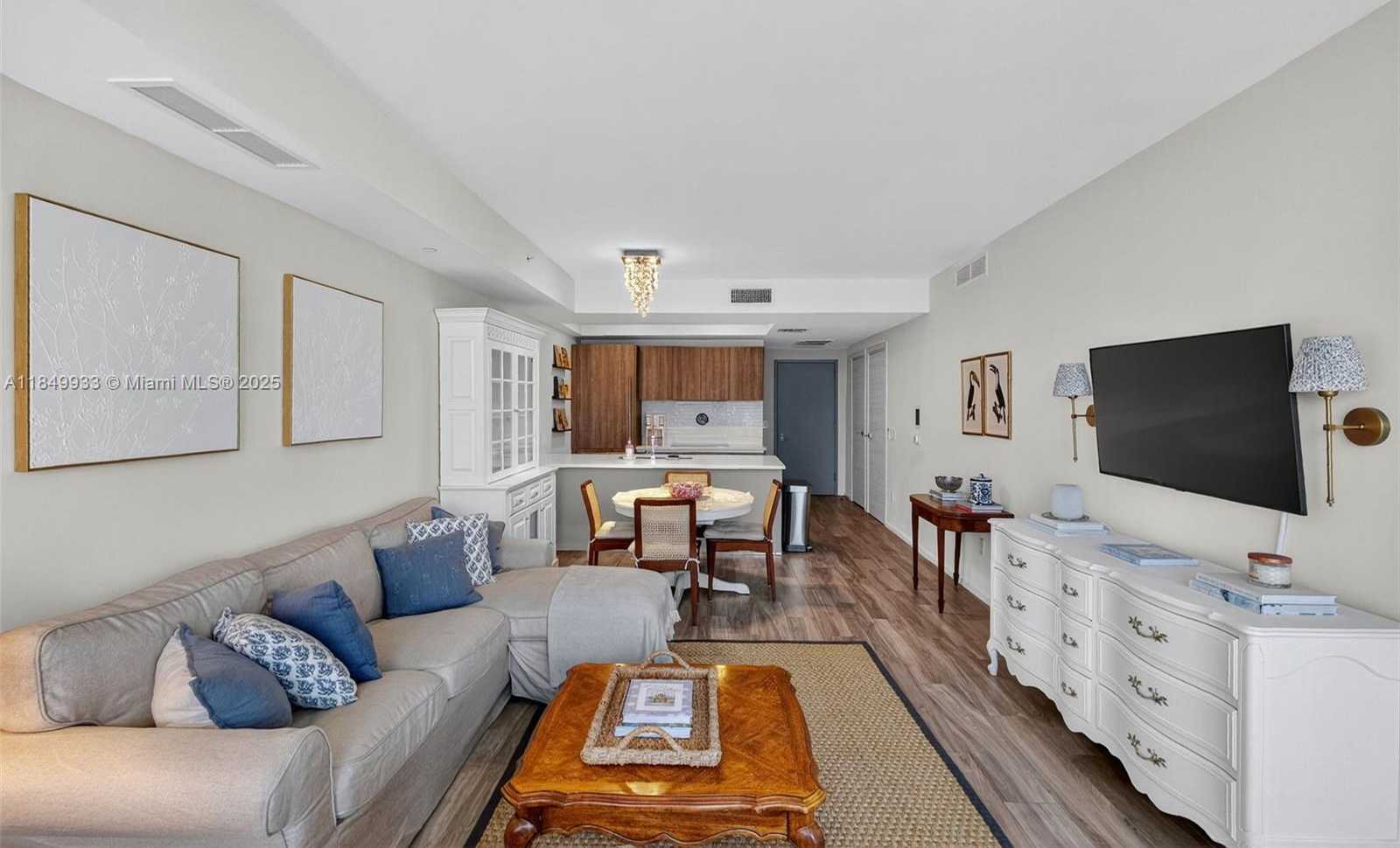 Small Image of 801 SOUTH MIAMI AVE #2802, Miami Number 4