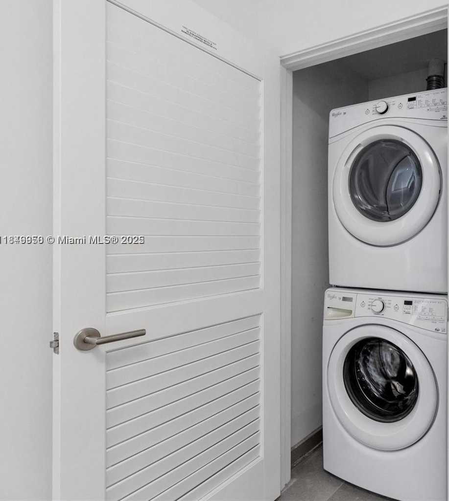 Small Image of 88 SOUTH WEST 7TH ST #2104, Miami Number 23