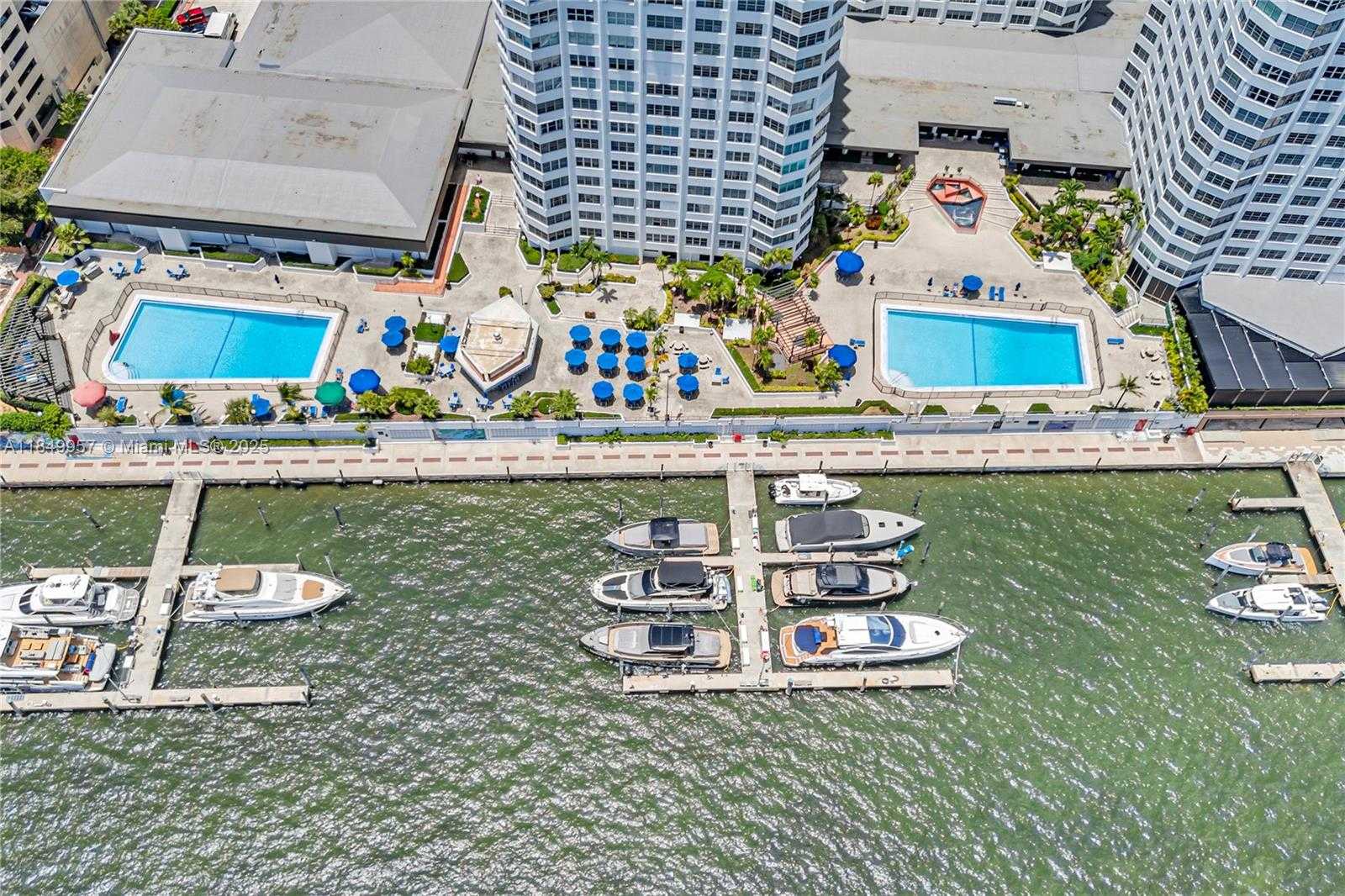 Small Image of 801 BRICKELL BAY DR #970, Miami Number 23
