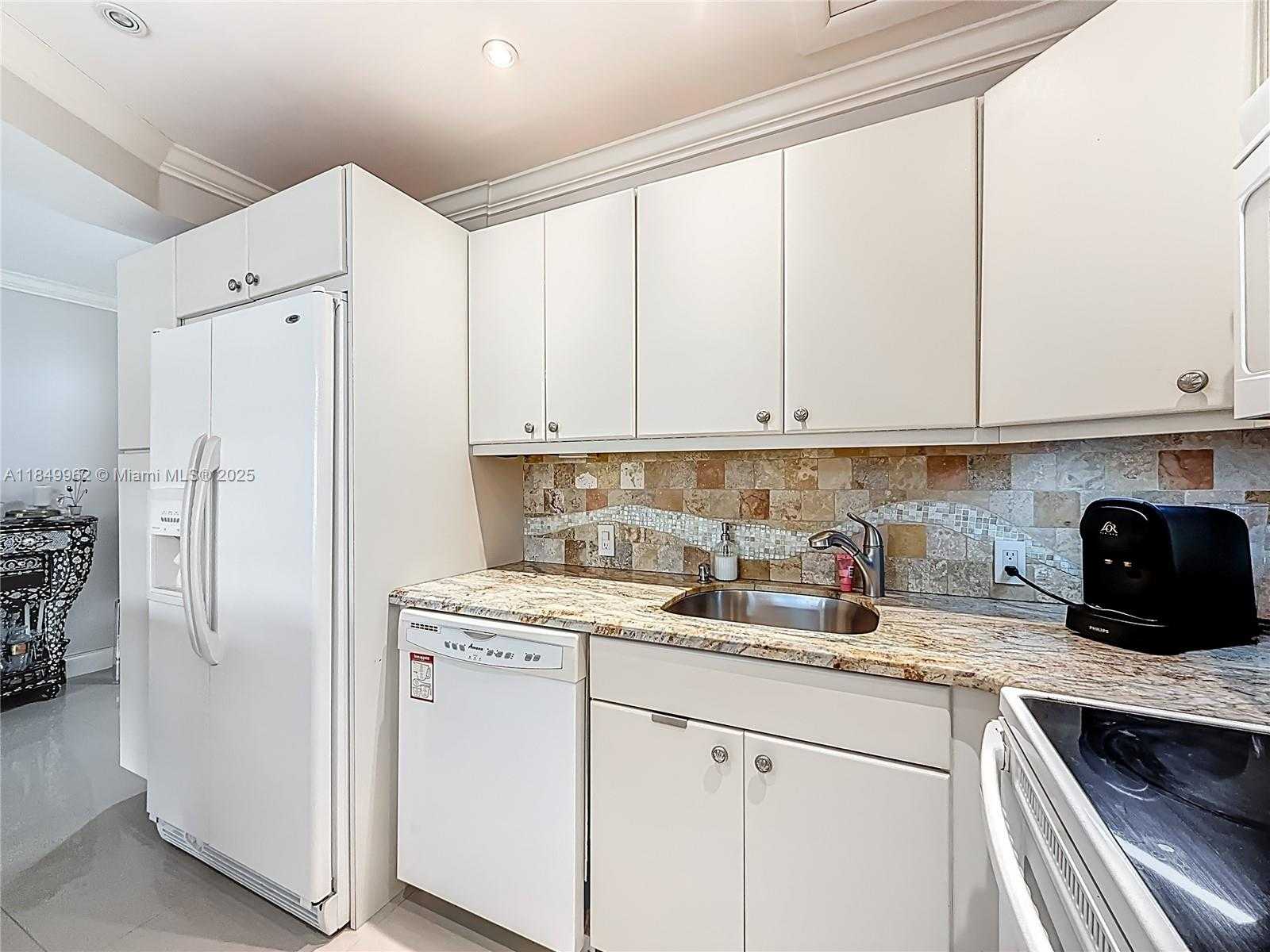 Small Image of 618 FANSHAW O #618, Boca Raton Number 21