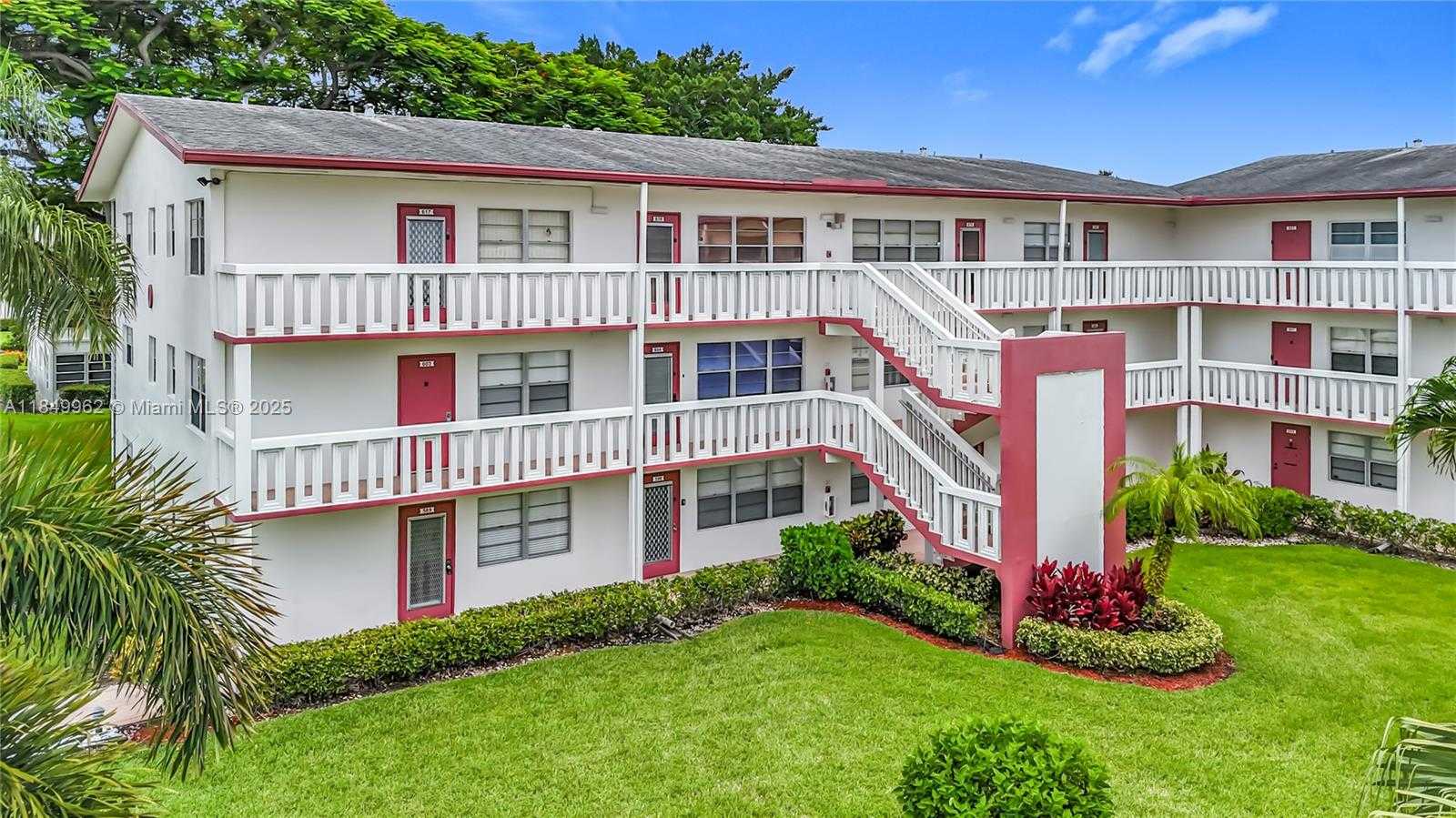Small Image of 618 FANSHAW O #618, Boca Raton Number 3