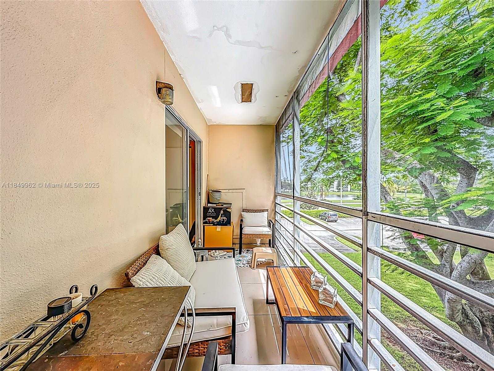 Small Image of 618 FANSHAW O #618, Boca Raton Number 34
