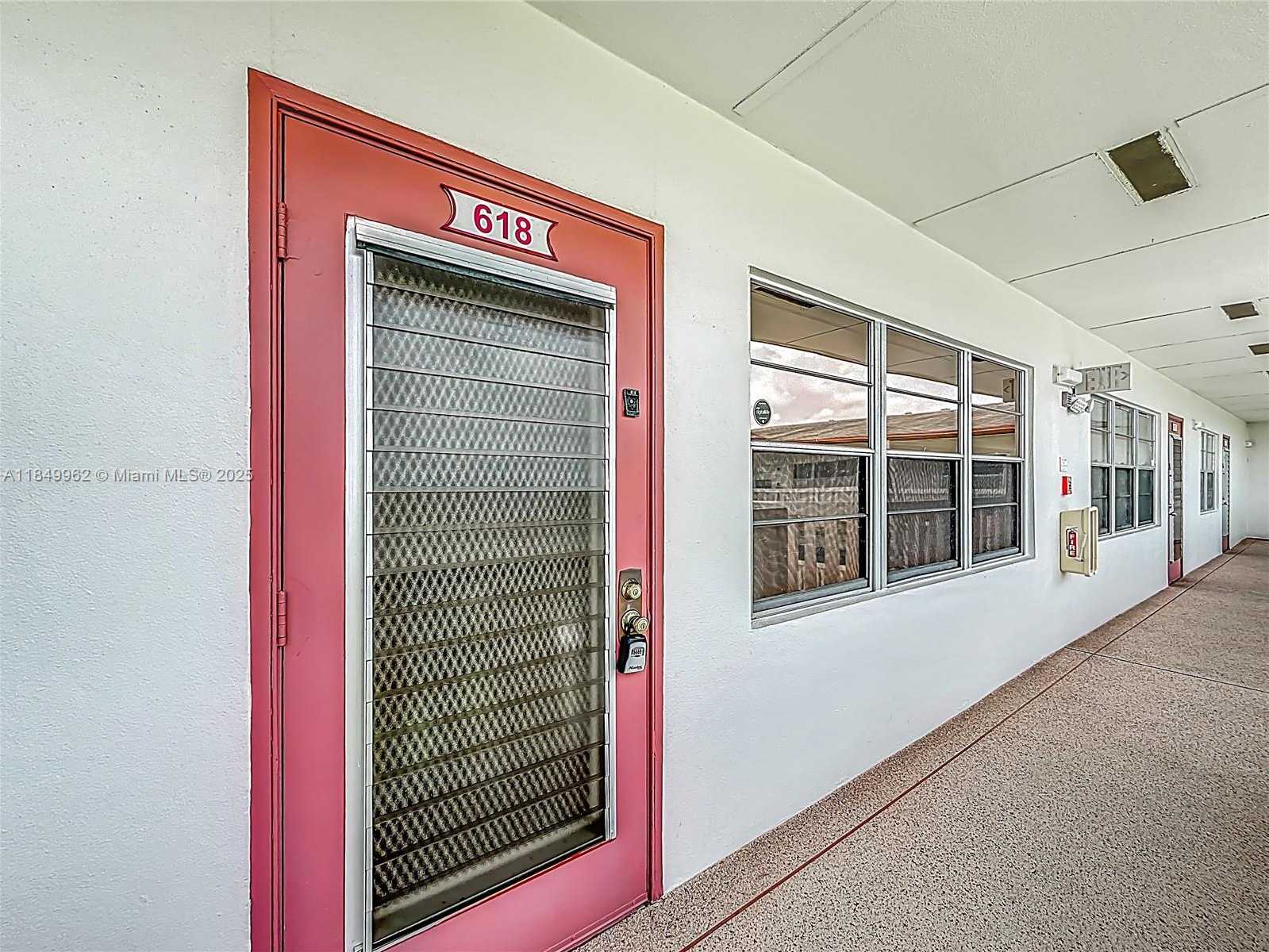 Small Image of 618 FANSHAW O #618, Boca Raton Number 6