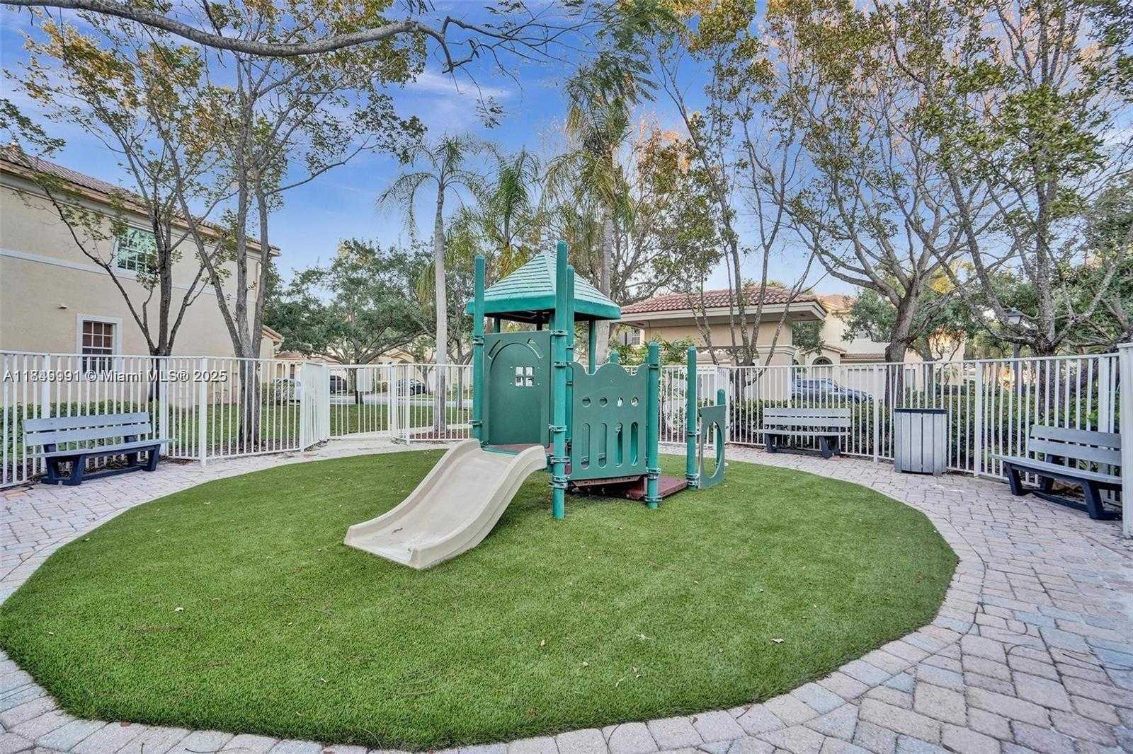 Small Image of 2674 SOUTH WEST 84TH TER #102, Miramar Number 24