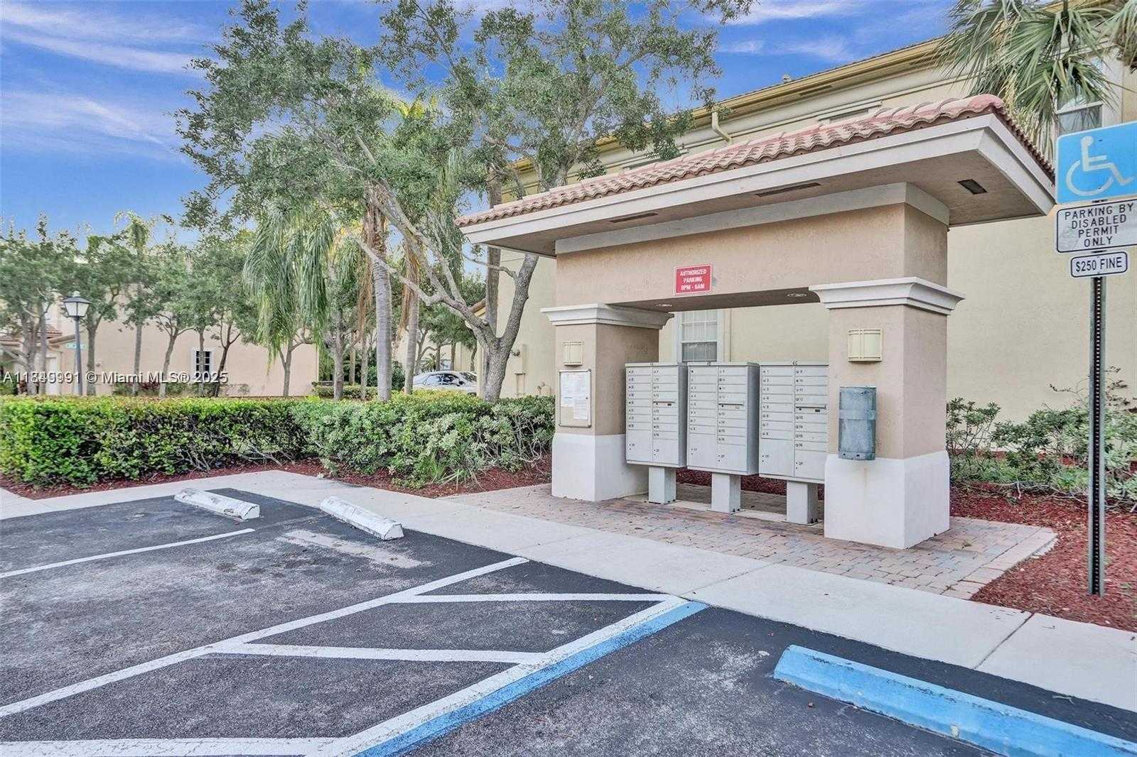 Small Image of 2674 SOUTH WEST 84TH TER #102, Miramar Number 26