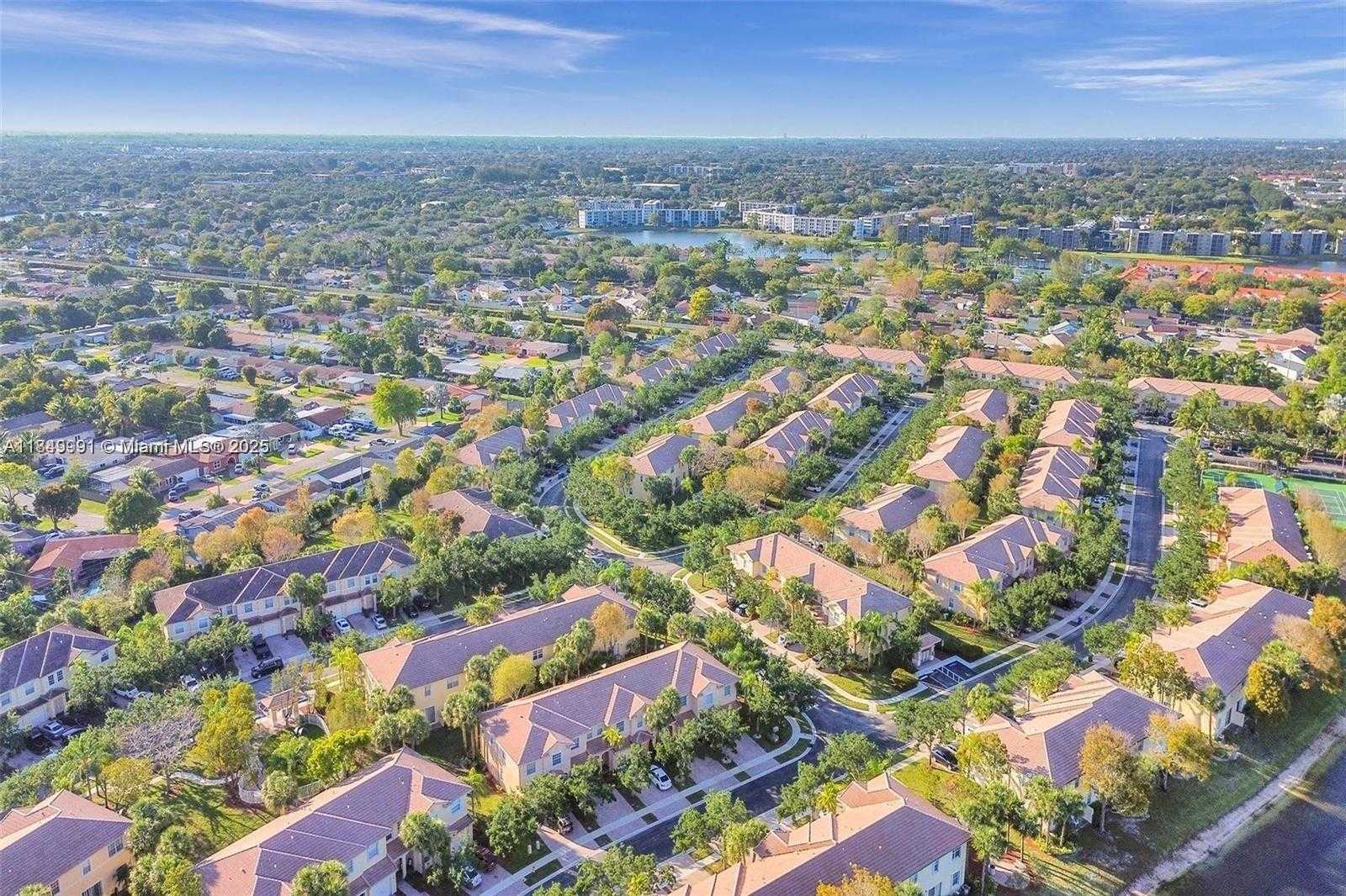 Small Image of 2674 SOUTH WEST 84TH TER #102, Miramar Number 29