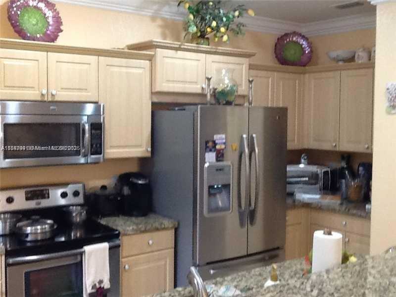 Small Image of 2674 SOUTH WEST 84TH TER #102, Miramar Number 9