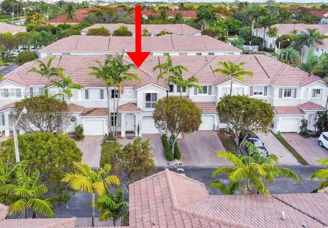 Small Image of 5733 NORTH WEST 112TH PL, Doral Number 3