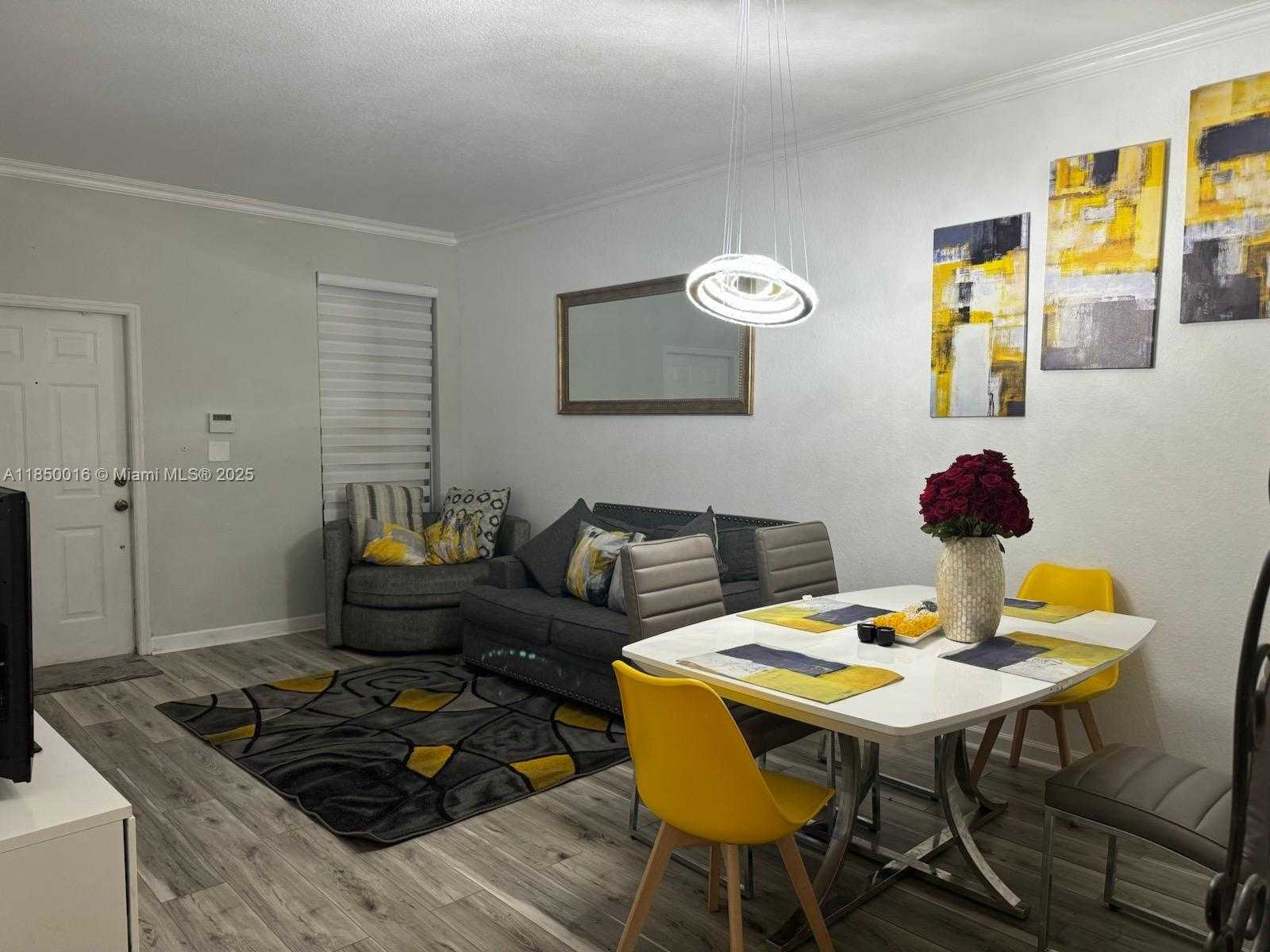 Small Image of 5733 NORTH WEST 112TH PL, Doral Number 6