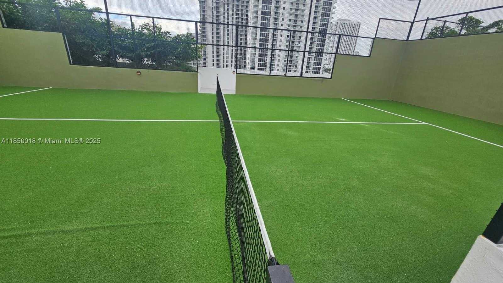 Small Image of 700 NORTH EAST 24 STREET #2803, Miami Number 8