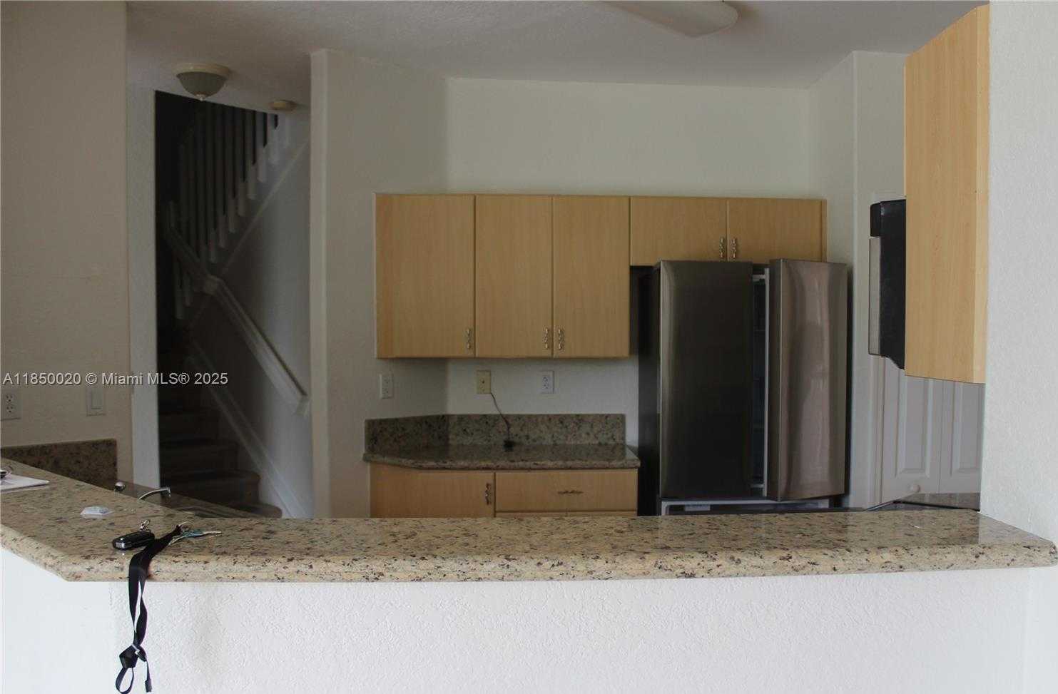 Small Image of 11375 NORTH WEST 77TH LN, Doral Number 12