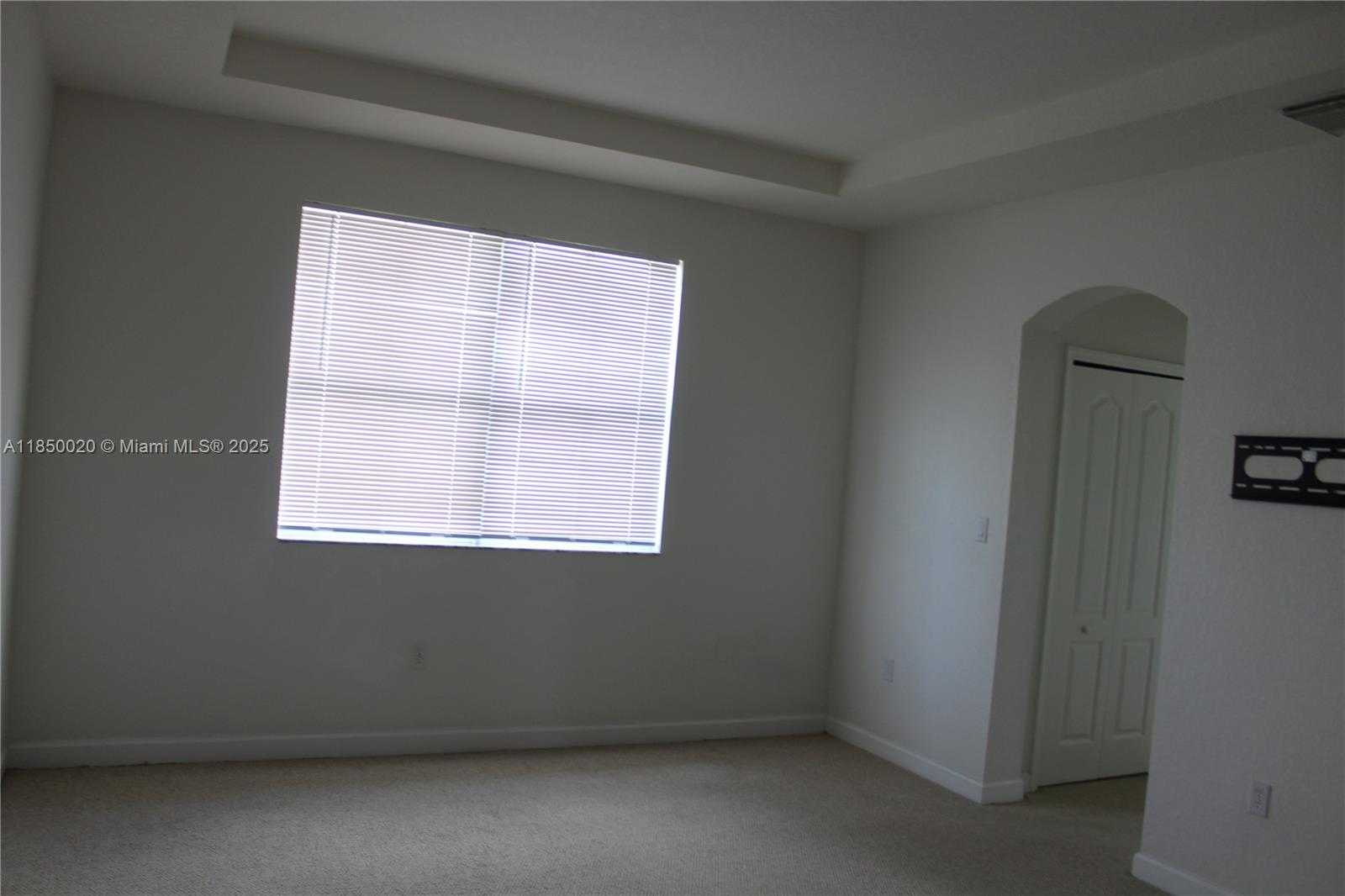 Small Image of 11375 NORTH WEST 77TH LN, Doral Number 15